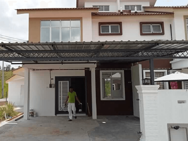 THE BEST FIND OUT HOUSE TINTED TAMAN KENANGA