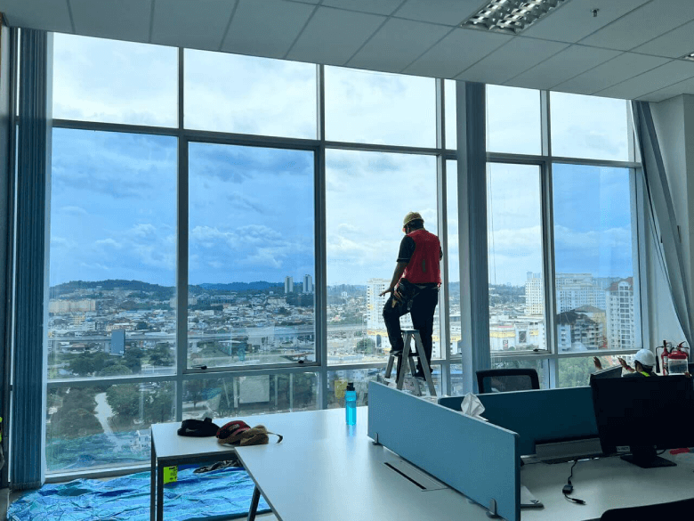 THE BEST DEAL FOR CHOOSING TINTED OFFICE BUKIT PIATU