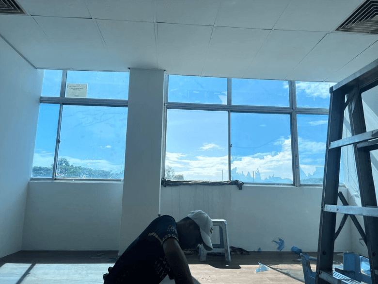 THE BEST EXPERT ADVISE HOUSE TINTED BACHANG