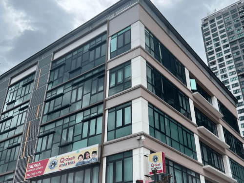 TINTED SOLAR TINT FILM TAMAN MAWAR