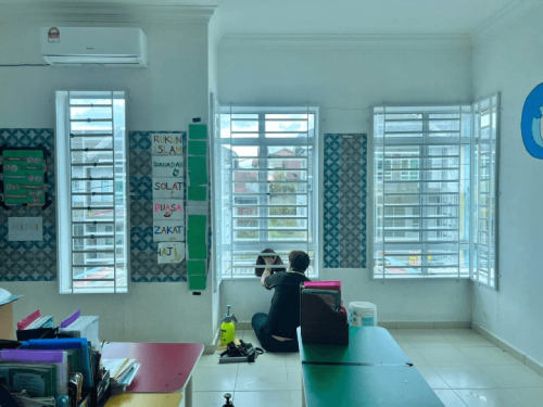 TINTED SOLAR TINT FILM TELOK GONG